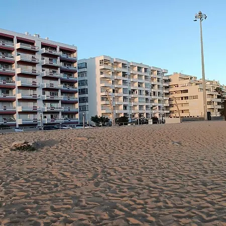 דירה Quarteira Beachfront Retreat קוואקוס