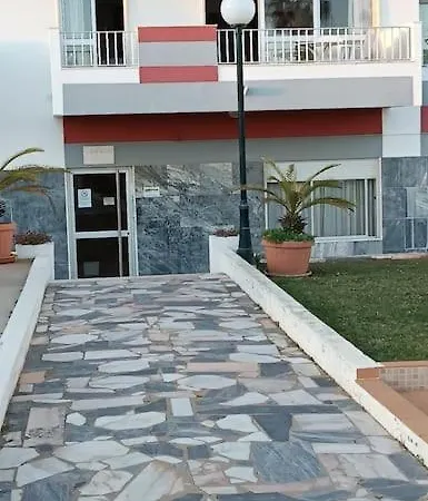 Quarteira Beachfront Retreat Cavacos