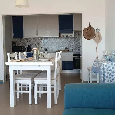 Quarteira Beachfront Retreat Apartmán *
